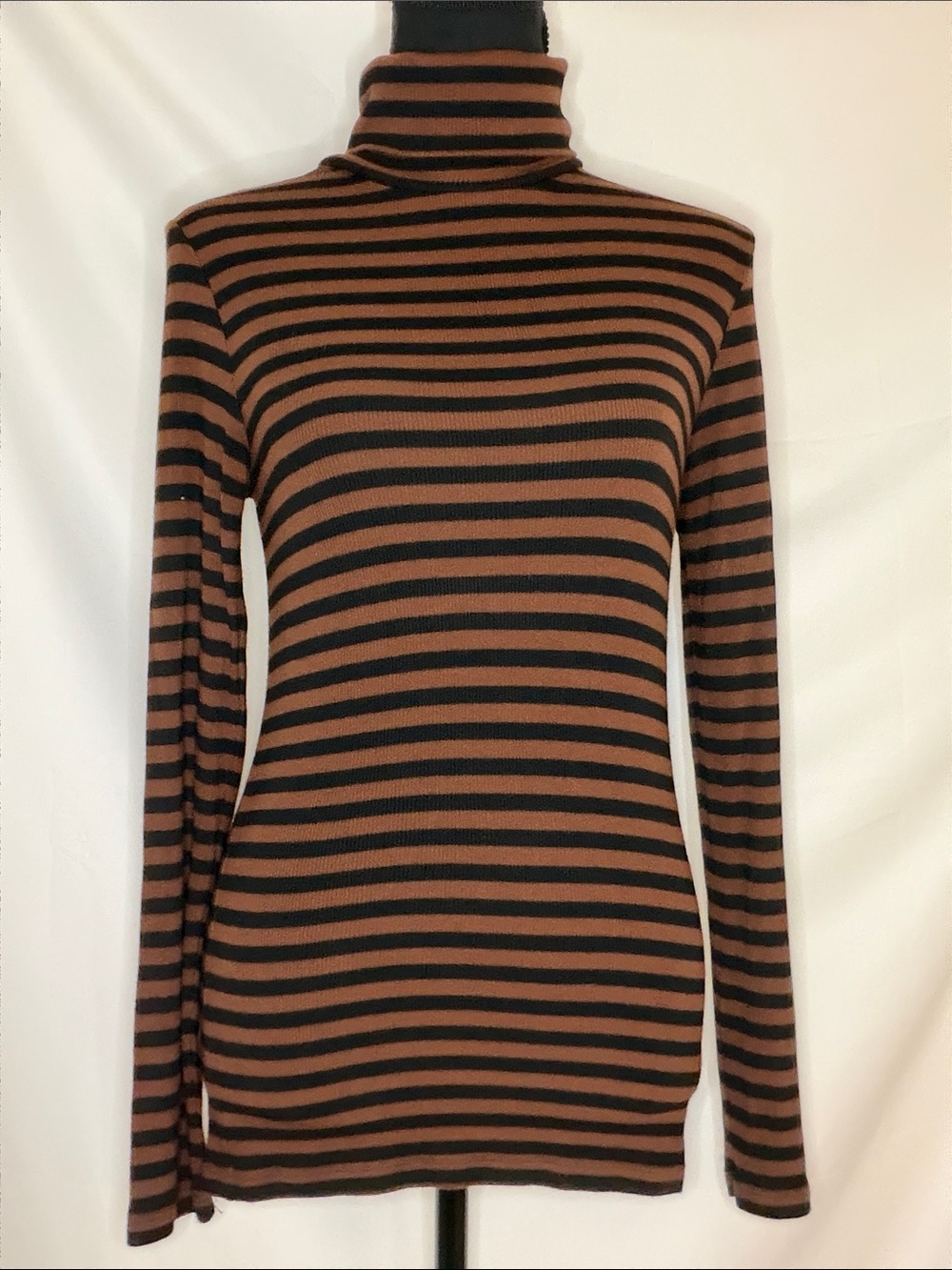 SANCTUARY BROWN/BLACK STRIPED TURTLENECK SWEATER